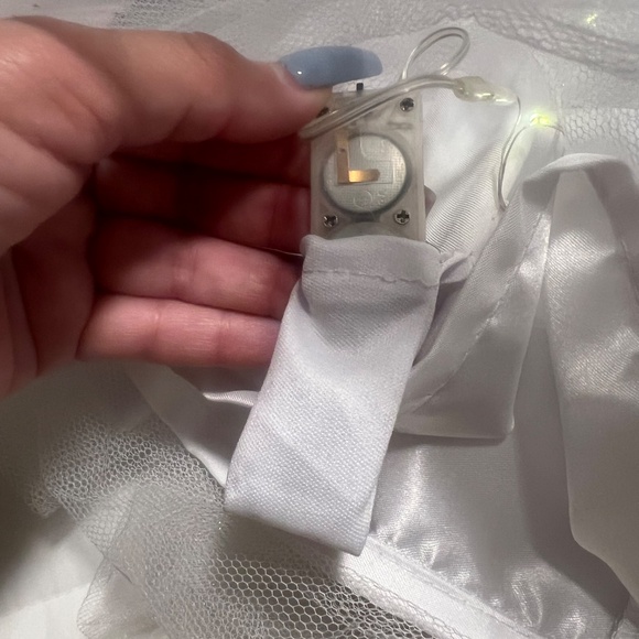 Pottery barn ghost dress - Picture 3 of 3